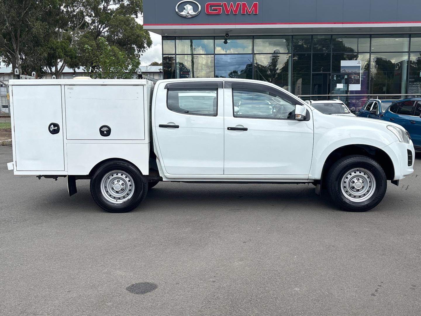 2018 Isuzu D-MAX  SX High Ride Ute Image 2