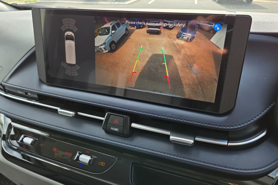 2025 MY24 LDV Deliver 9  LWB Van Image 12