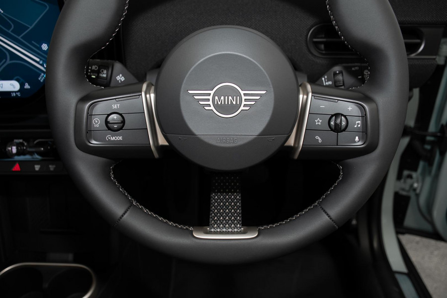 2026 MINI Cooper F65 S Favoured Hatch