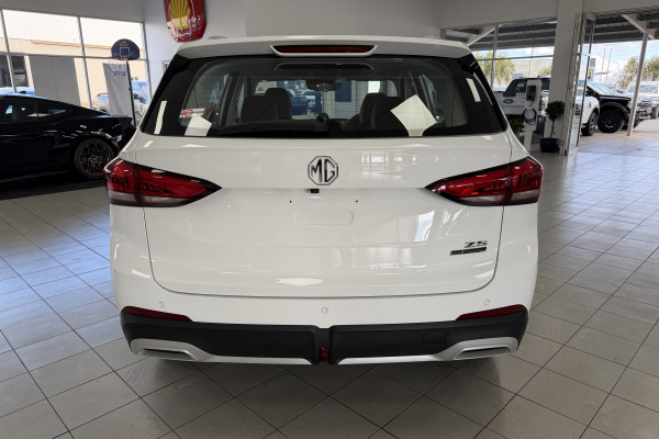 2026 MG ZS ZS32 Essence Hybrid+ SUV Image 8