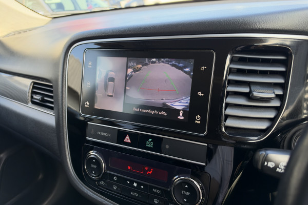 2018 MY18.5 Mitsubishi Outlander ZL Exceed SUV Image 34