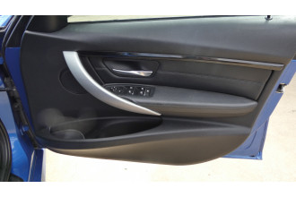 2016 BMW 330i F30 LCI LUXURY LINE Sedan