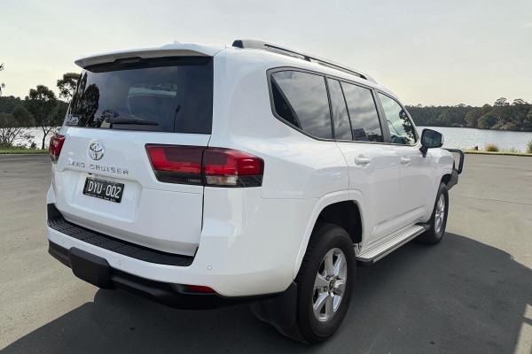 2024 Toyota LandCruiser FJA300R GXL SUV Image 2