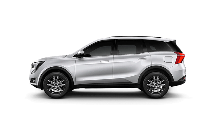 2025 Mahindra XUV700  AX7L SUV