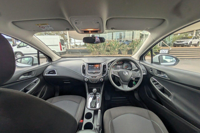 2017 Holden Astra BL LS Sedan Image 12