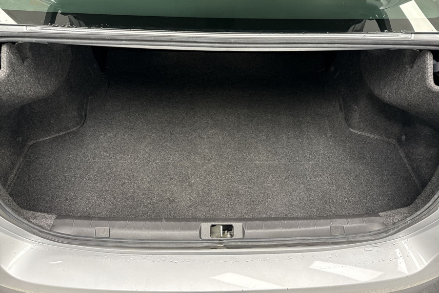 2018 Subaru Impreza 2.0i-L Sedan Image 15