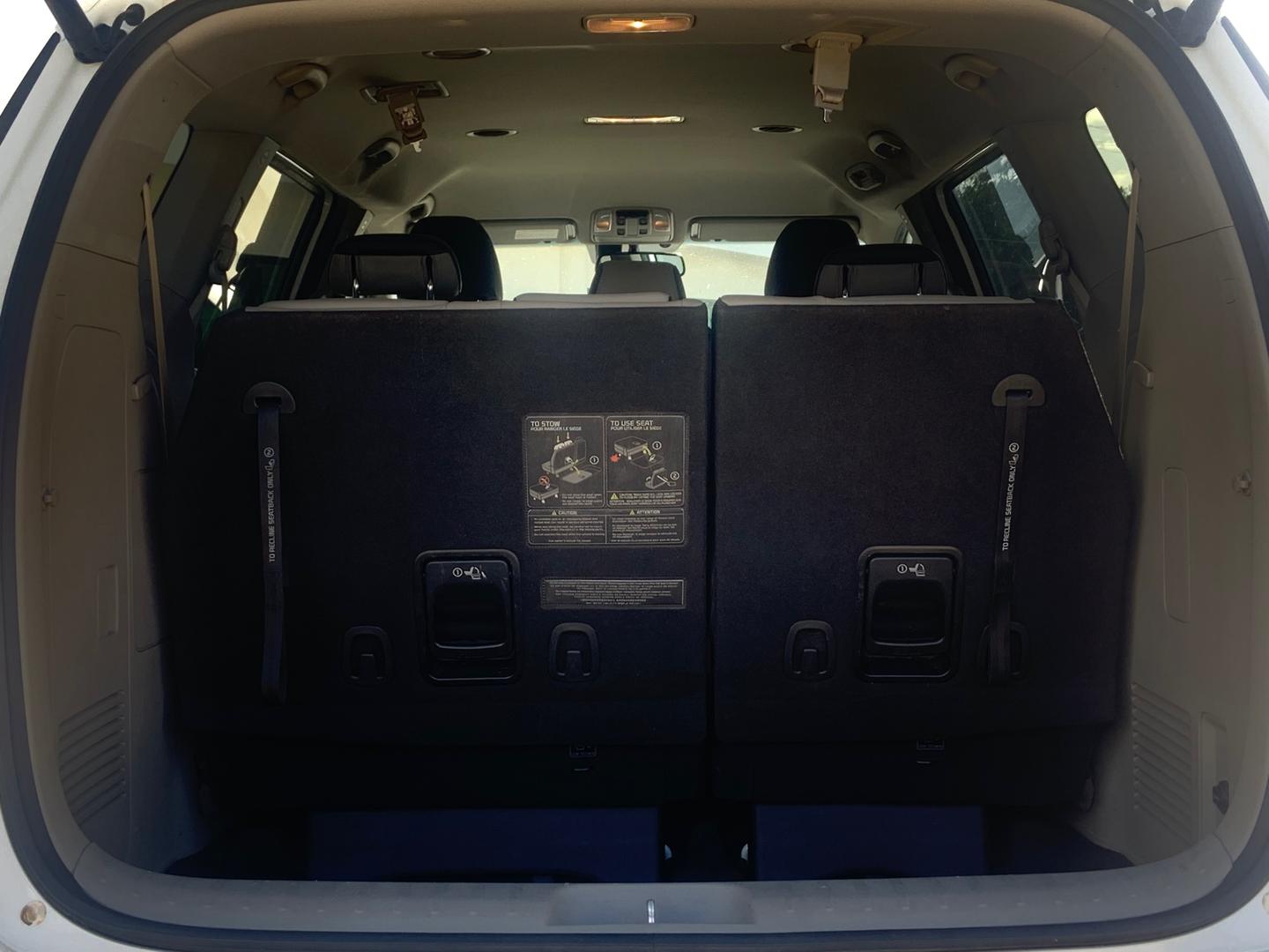 2020 Kia Carnival YP SLi Van Image 14