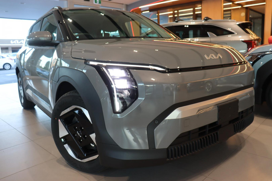 2026 MY27 Kia EV3 SV Air Standard Range SUV Image 4