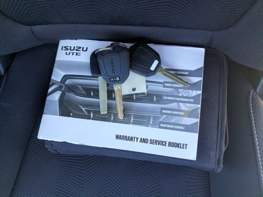 2021 MY22 Isuzu D-MAX RG LS-M Ute Image 22