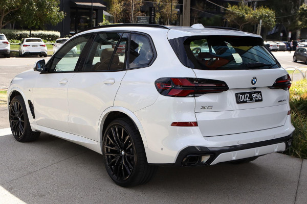 2025 BMW X5 G05 LCI xDrive30d M Sport SUV image 5
