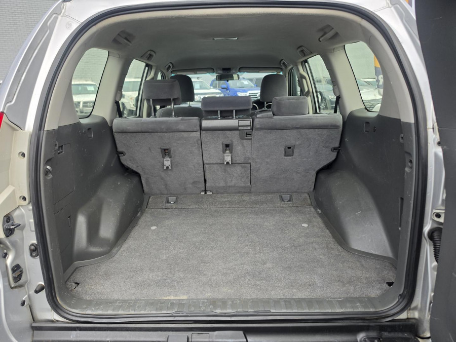 2013 Toyota LandCruiser Prado GDJ150R GX SUV Image 19