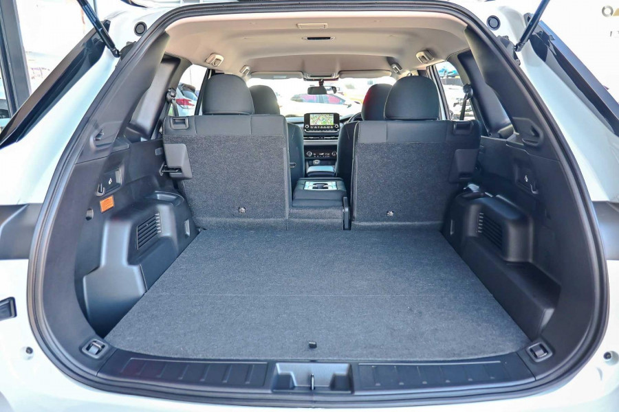 2025 MY24 Mitsubishi Outlander ZM PHEV ES SUV Image 11