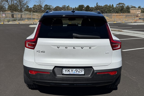 2021 MY22 Volvo XC40 XZ Recharge Pure Electric SUV Image 4