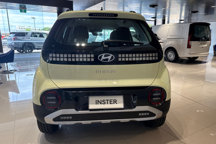 2025 Hyundai Inster  Standard Range SUV Image 6