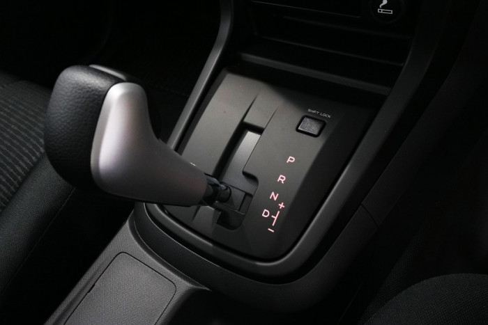 2019 Isuzu UTE D-MAX SX Crew Cab Ute High-Ride 4x2 Utility Image 12