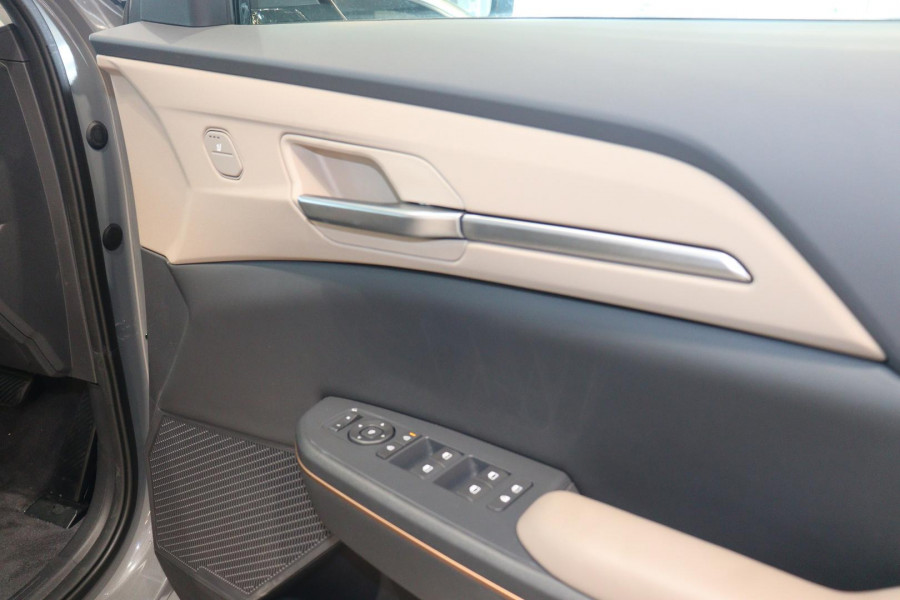 2026 Kia EV5 OVc Earth SUV Image 16