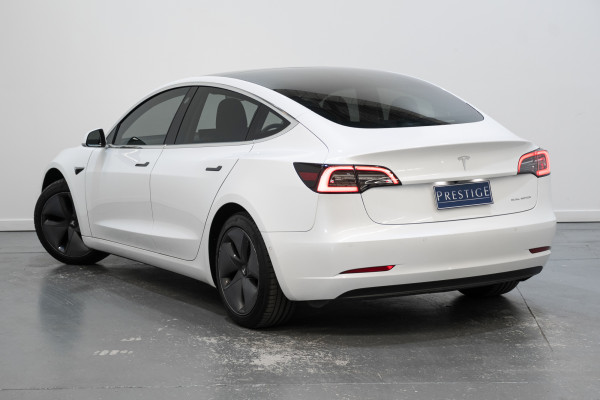 2019 Tesla Model 3  Long Range Sedan image 9