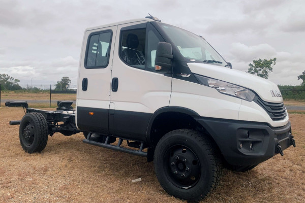 2024 Iveco Daily4x4 7T Cab Chassis Image 2