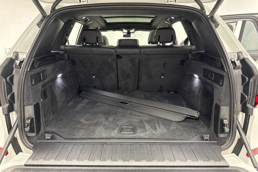 2018 BMW X5 G05 M50d SUV Image 15