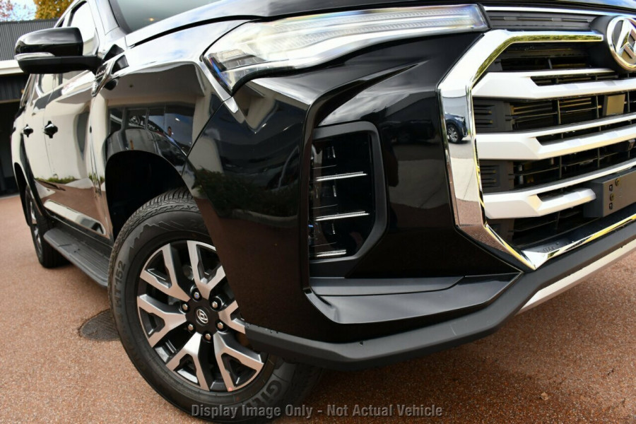 2025 LDV T60 SK8C Max PRO Ute Image 2