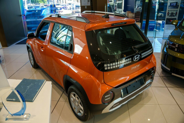 2026 Hyundai INSTER AX.V1 2WD Wagon Image 2