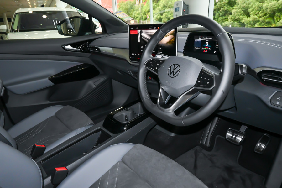 2025 Volkswagen ID. 5 E2 Pro SUV