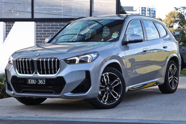 2026 BMW X1 U11 xDrive20i M Sport SUV image 3