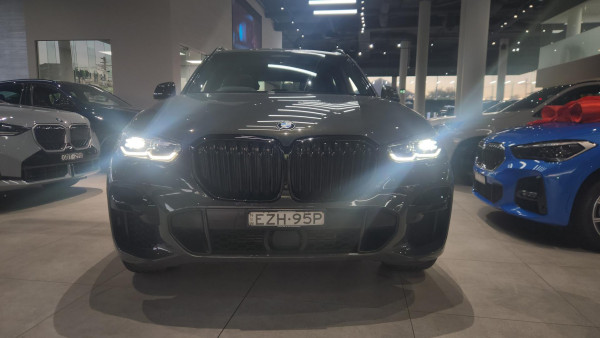 2023 BMW X5 G05 xDrive30d M Sport SUV image 8