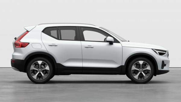 2026 Volvo XC40 XZ Plus B4 SUV image 6