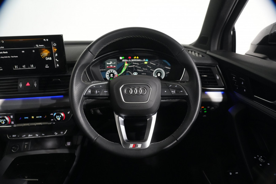 2025 Audi Q5 FY 55 TFSI e S Line SUV Image 15