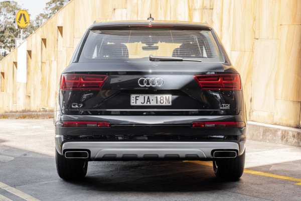 2017 Audi Q7 4M TDI SUV image 5