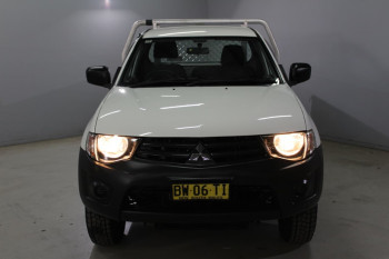 2013 Mitsubishi Triton 4 X 2 MN MY13