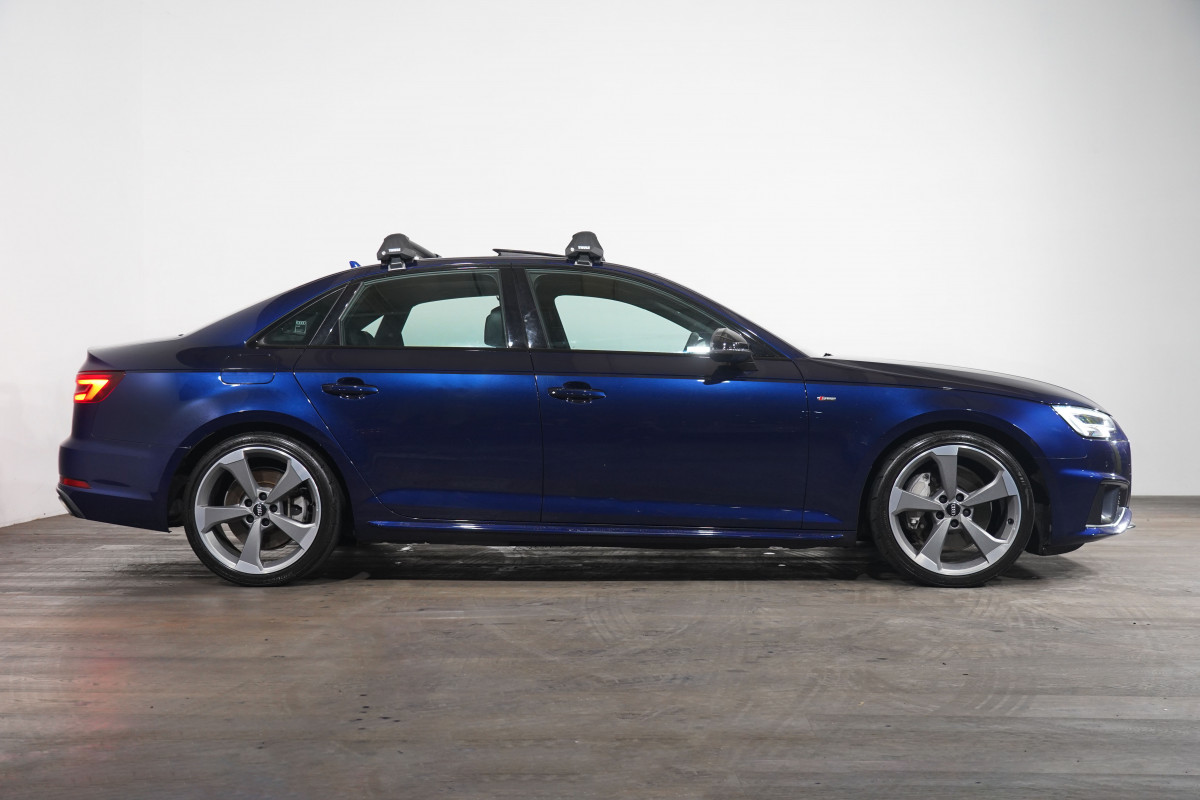 2020 Audi A4 45 Tfsi Quattro S Tronic Sport Sedan Image 4