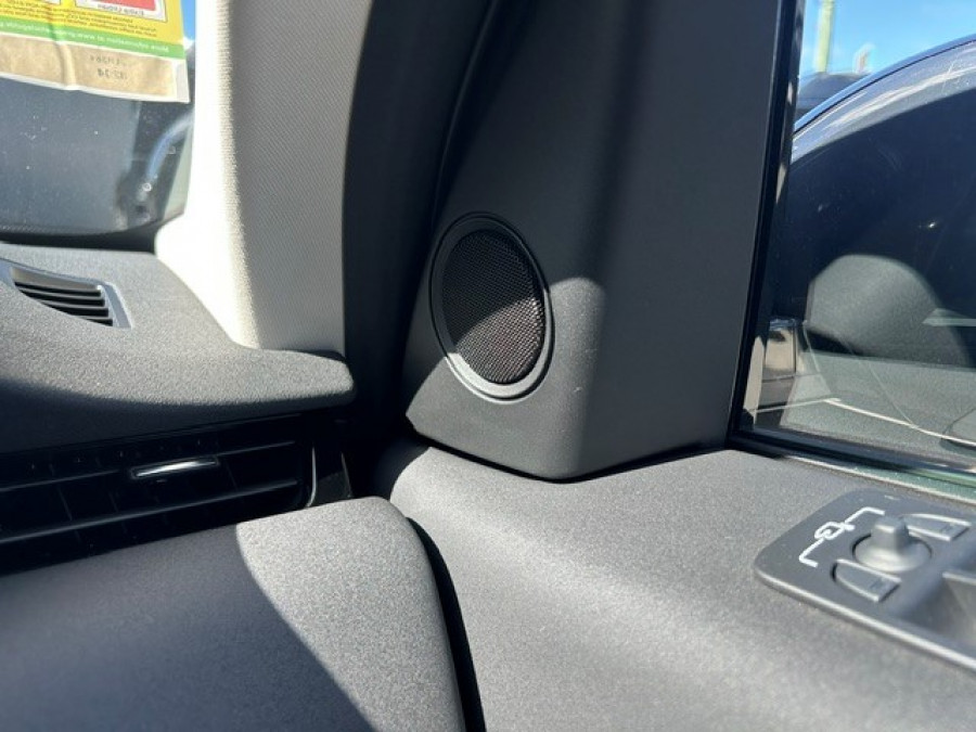 2025 MY25.5 Land Rover Discovery Sport L550 P200 S SUV Image 17