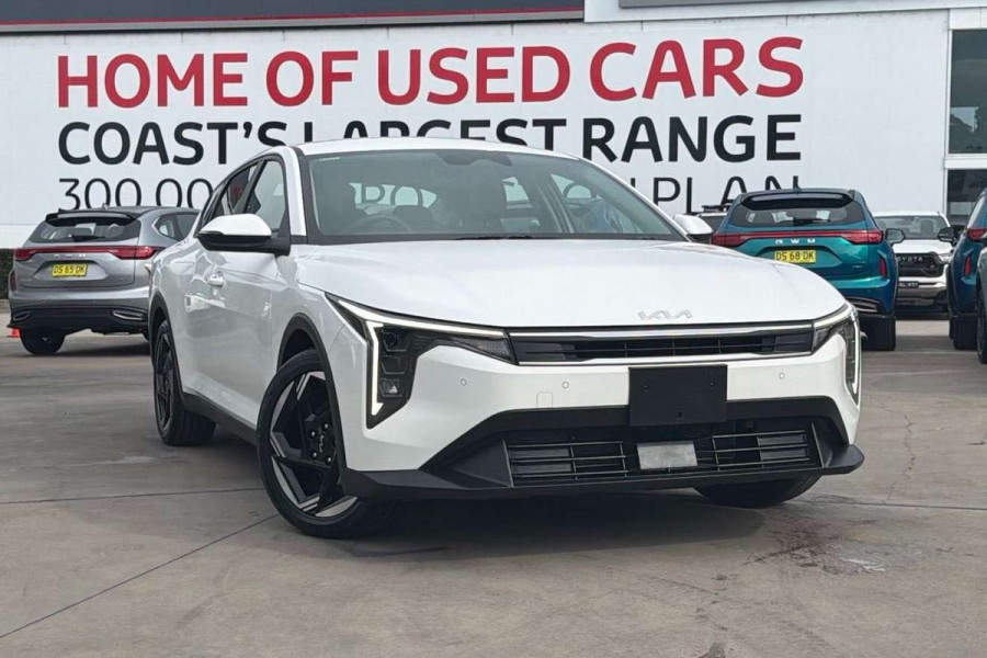 2025 Kia K4 CL4m Sport Sedan Image 1