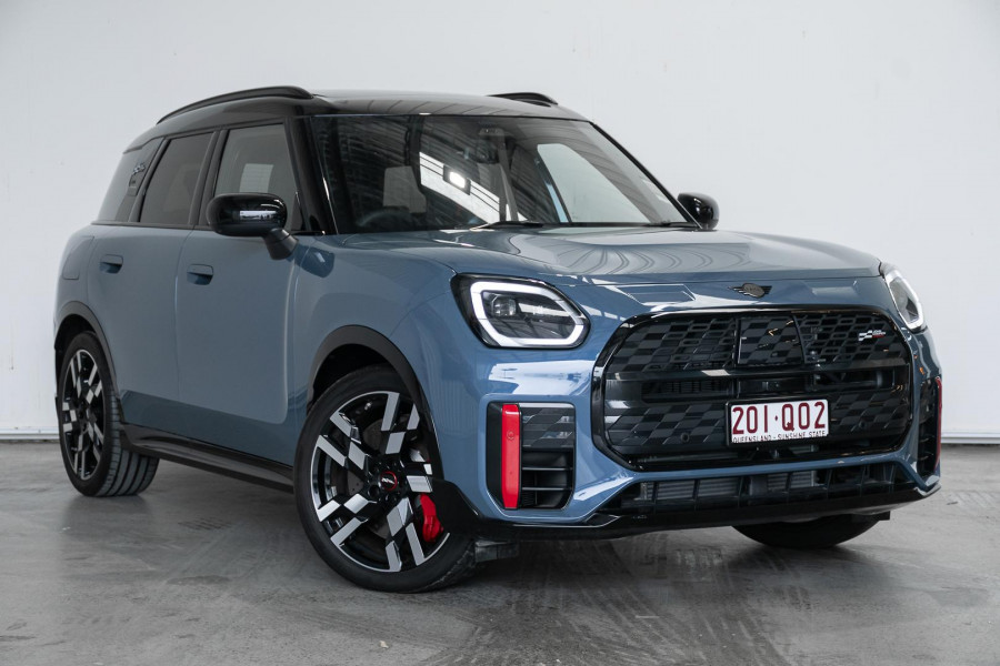 2025 MINI Countryman U25 JCW Favoured SUV