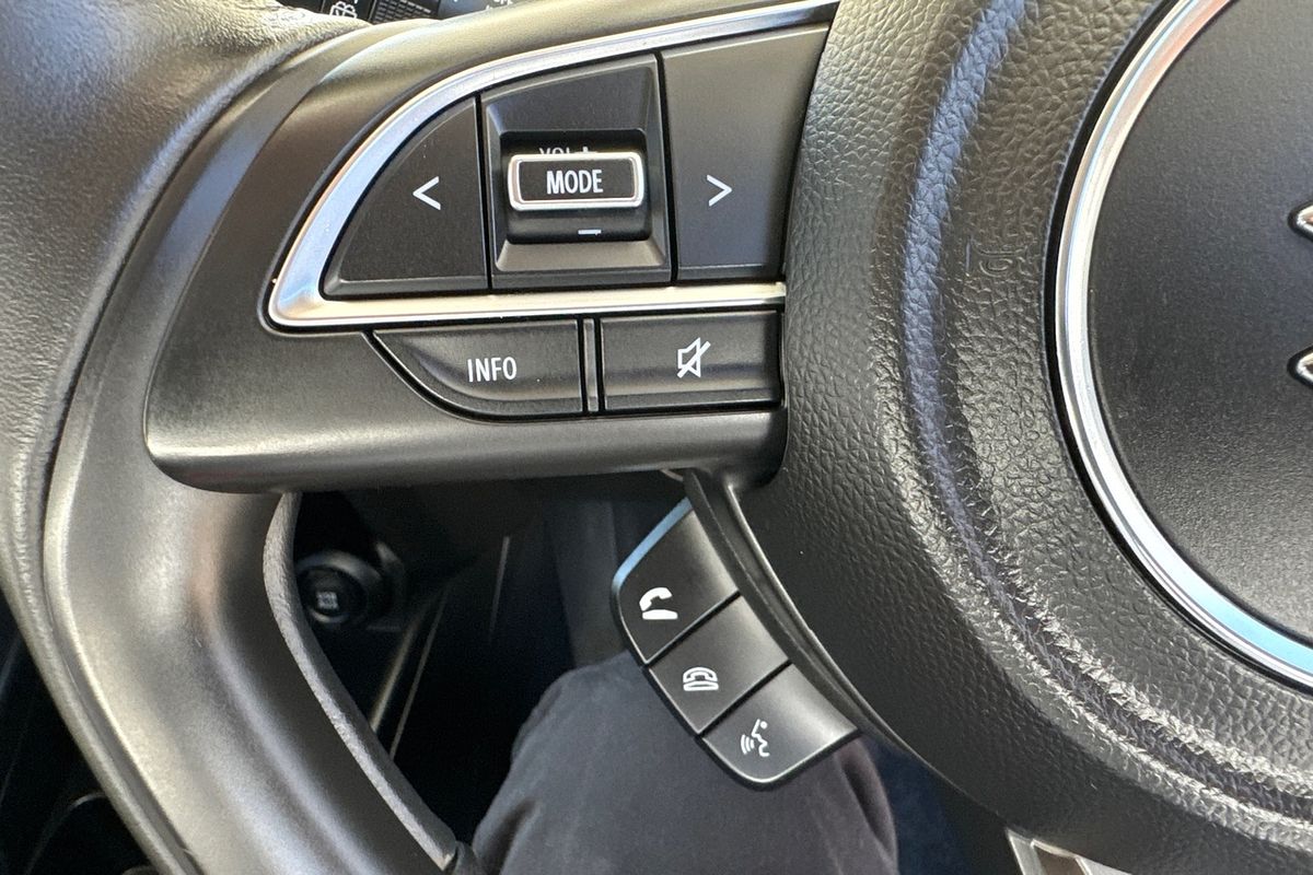2023 Suzuki Swift AZ Series II GL Hatch Image 13