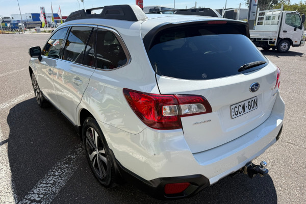 2020 Subaru Outback 6GEN 2.5i SUV Image 6