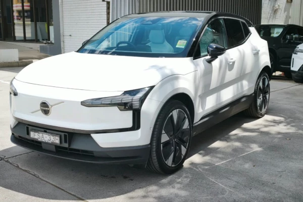 2024 MY25 Volvo EX30  Twin Motor Performance Ultra SUV Image 4