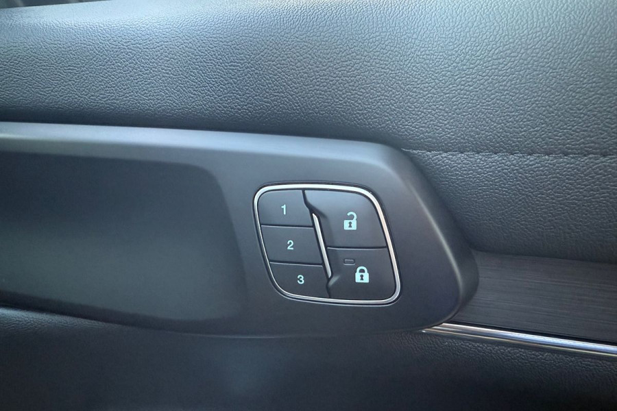 2024 Ford Everest Sport Wagon Image 13