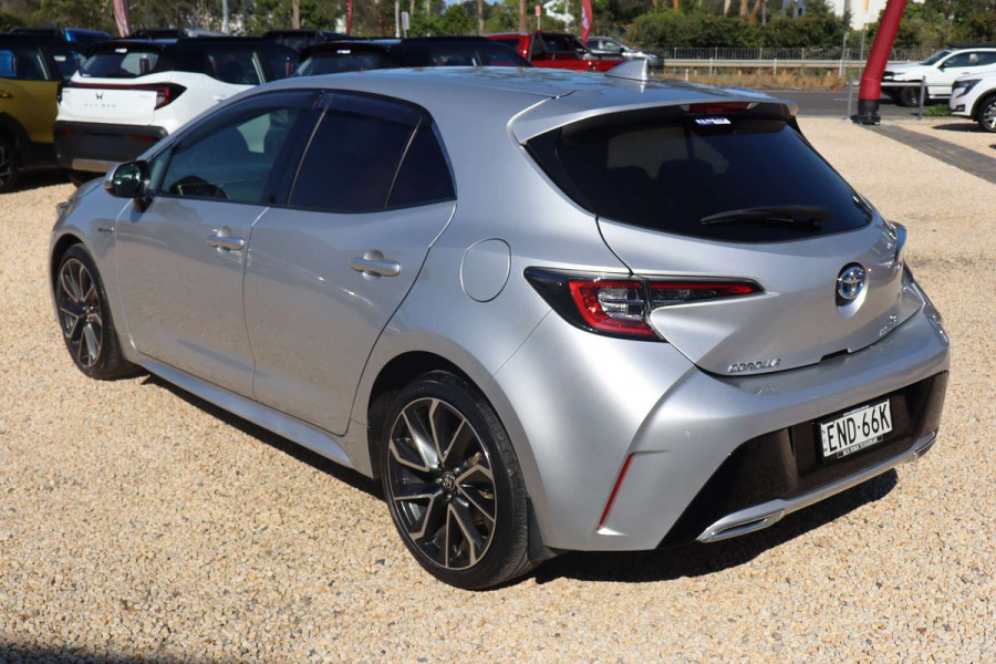 2020 Toyota Corolla ZWE211R ZR Hybrid Hatch Image 5