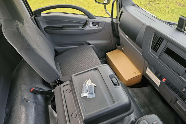 2025 Isuzu FRR 110-240 AM D53 Cab Chassis Image 15