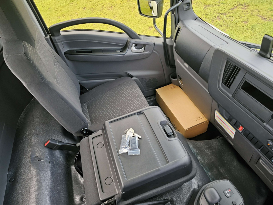 2025 Isuzu FRR 110-240 AM D53 Cab Chassis Image 15