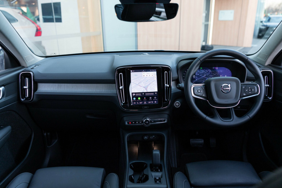 2025 MY26 Volvo XC40 XZ Plus B4 SUV Image 6