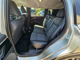 2024 Mitsubishi Outlander ZM Aspire SUV image 18