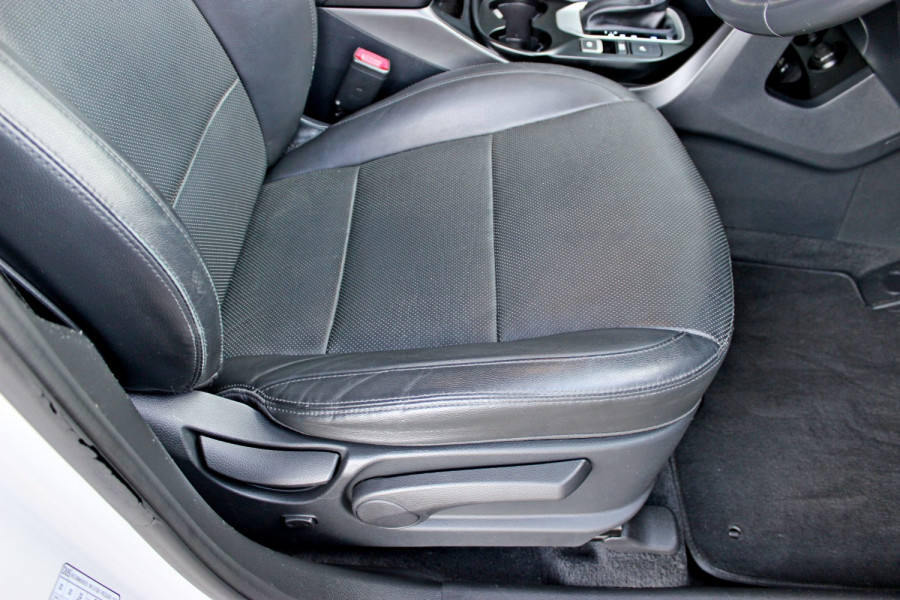 2018 Hyundai Santa Fe DM5 Series II Active X SUV Image 12