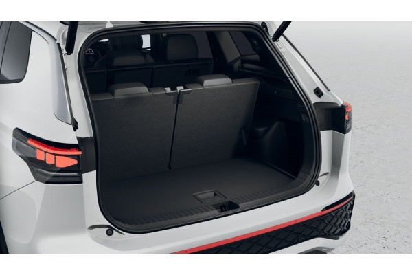 2025 MY26 Volkswagen Tayron R4 195TSI R-Line SUV Image 6