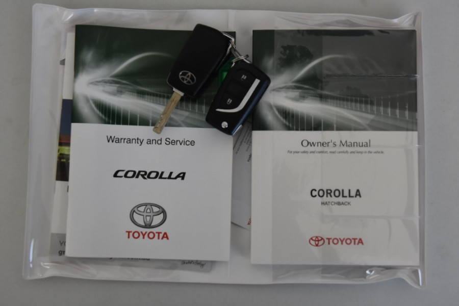 2016 Toyota Corolla ZRE182R Ascent Hatchback Image 11