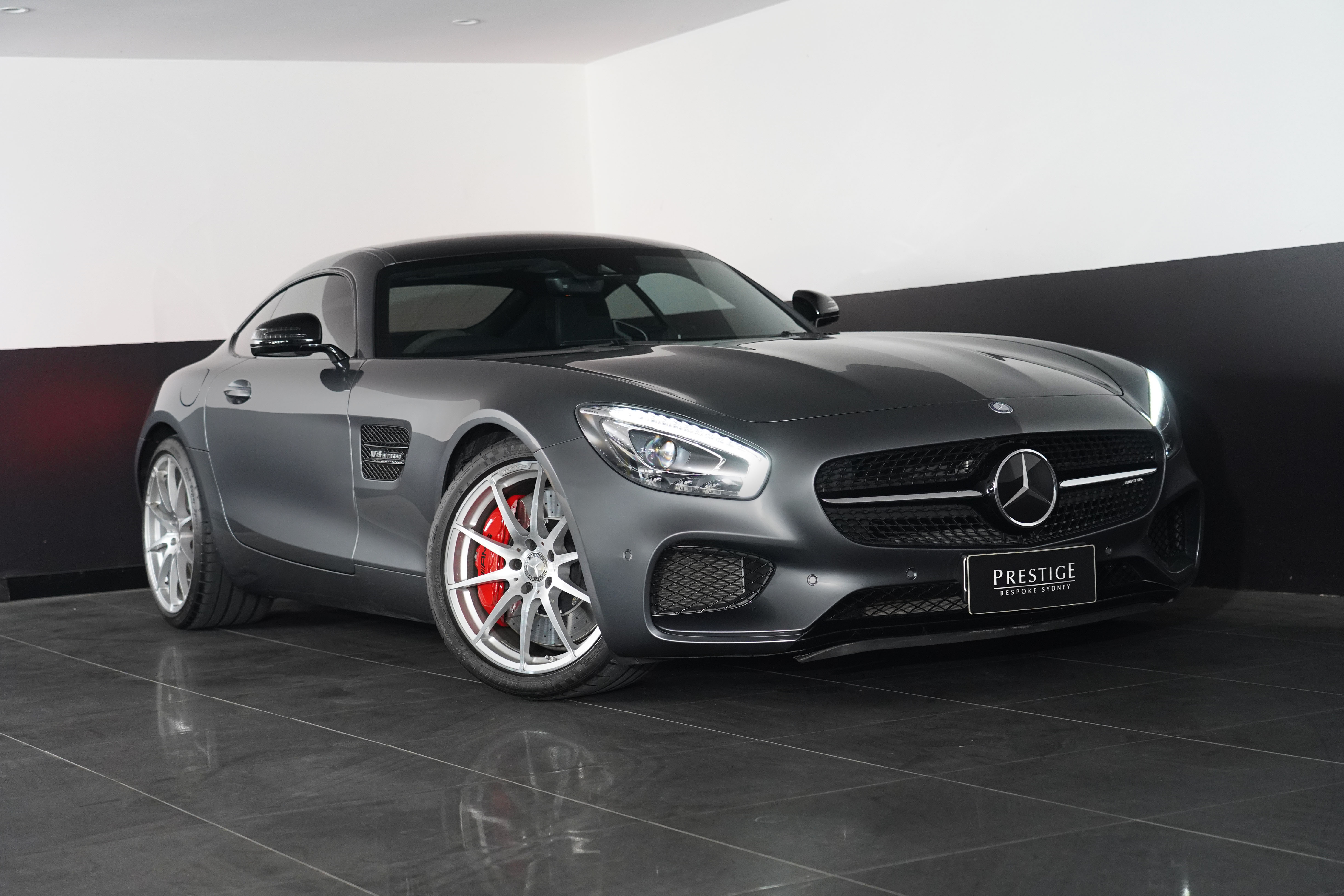 2016 Mercedes-Benz AMG GT S Coupe Image 16