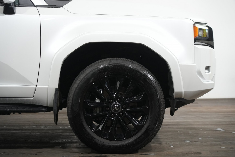 2026 Toyota LandCruiser Prado VX SUV Image 5